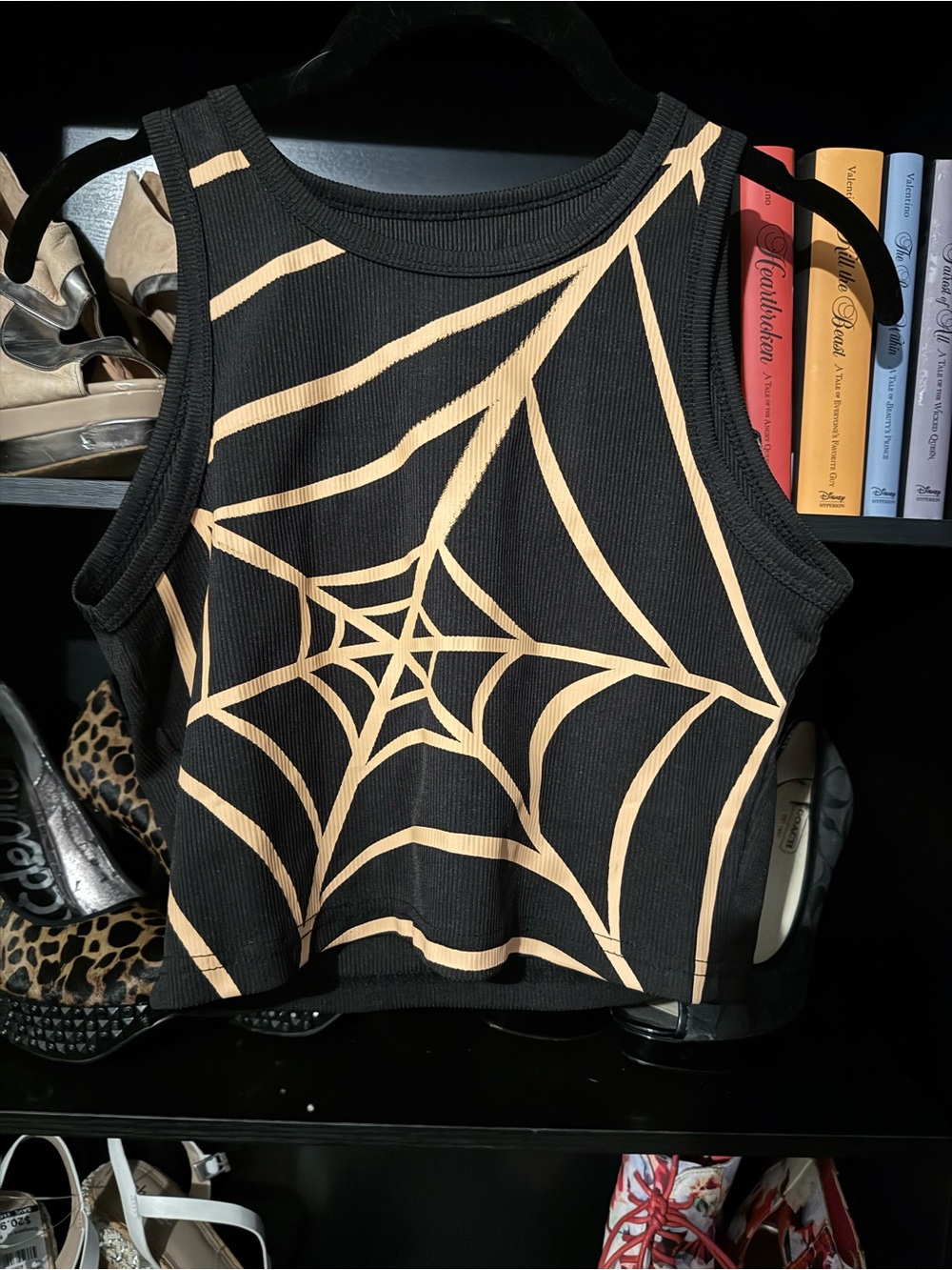 Women’s spider crop top